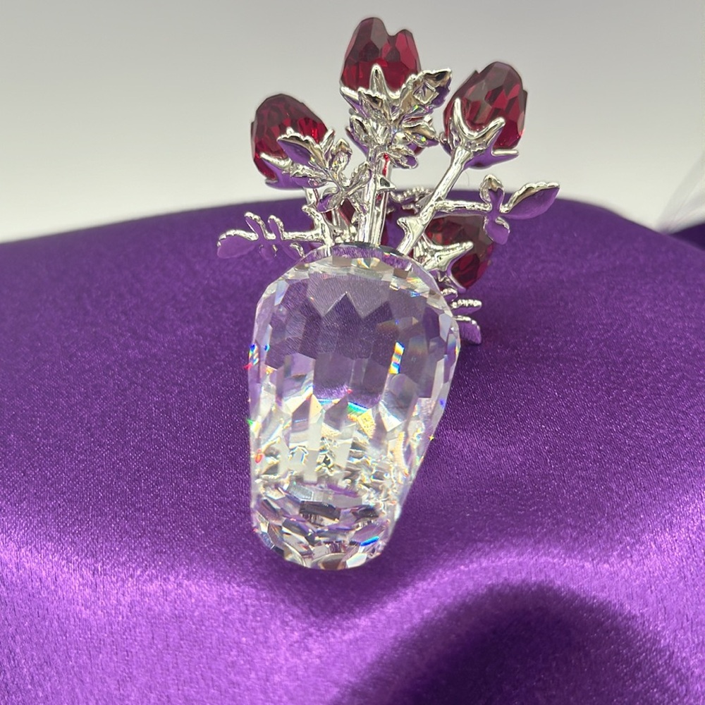 Swarovski 6 Red Rose Bouquet - Picture 4 of 5